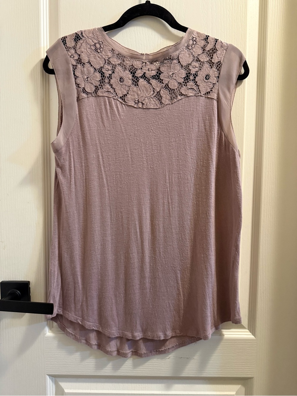 Carmen Marc Valvo Lace Yoke Sleeveless Camisole - Mauve